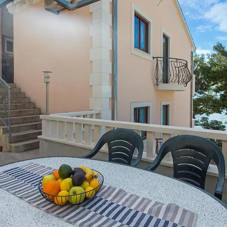 Pet Friendly In Bajnice With Wifi *