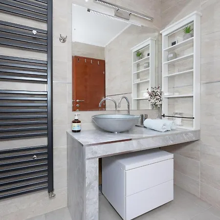 Pet Friendly In Bajnice With Wifi Appartement *