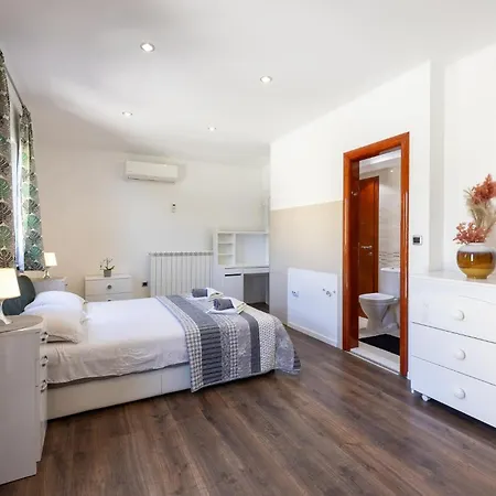 Pet Friendly In Bajnice With Wifi * Podstrana