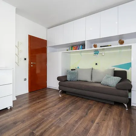 Pet Friendly In Bajnice With Wifi